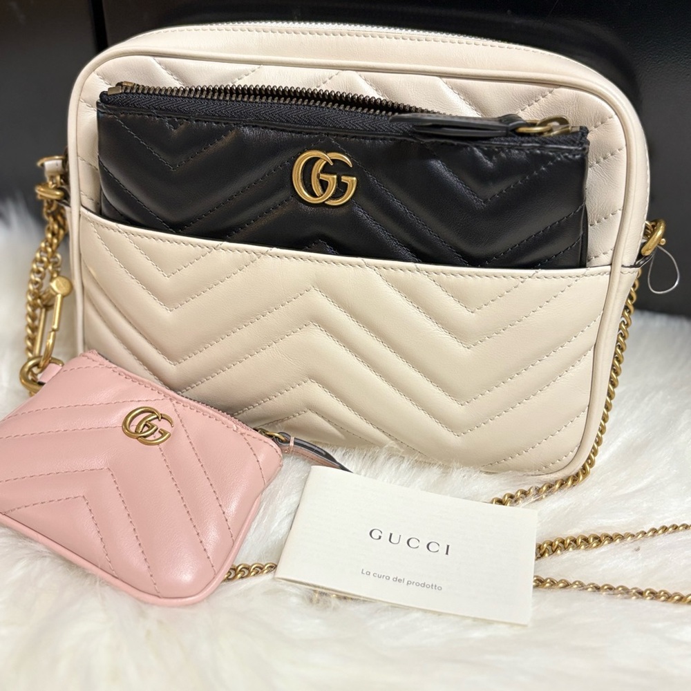 Calfskin Matelasse GG Marmont Multi-Use Mini Bag Black Perfect Pink Mystic White